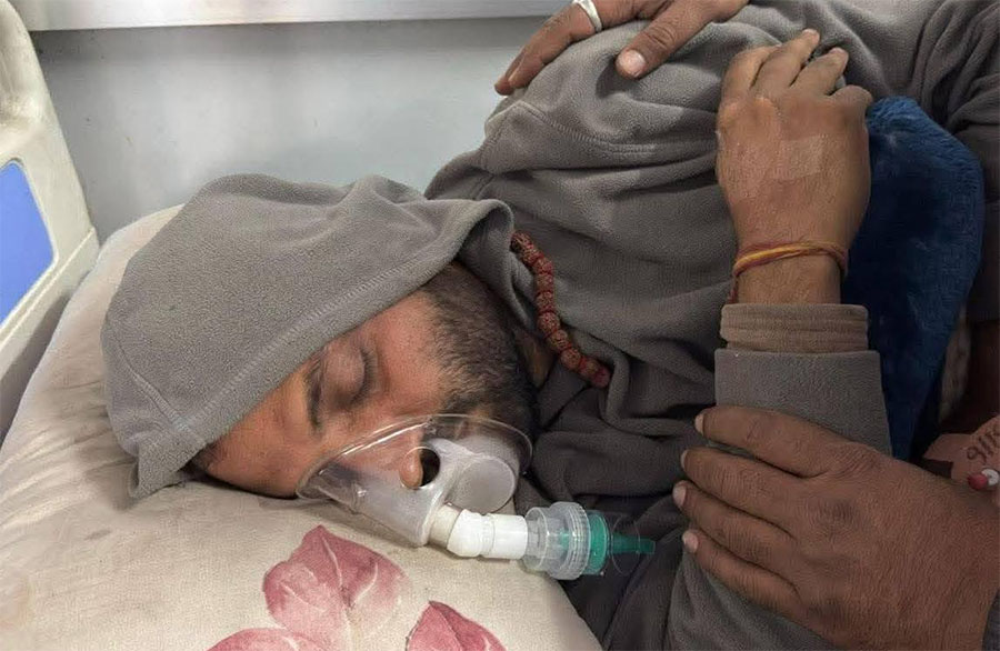 अनसनरत डा निकोलससँग वार्ता गर्न वार्ता टोली गठन