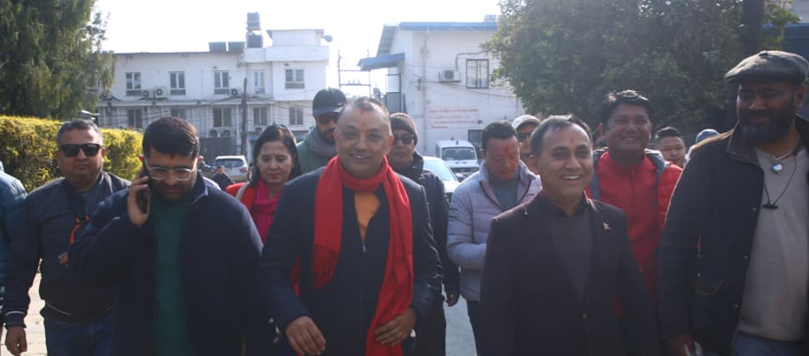 गगनले निर्वाचन आयोगमा बुझाए नयाँ कार्यसमिति गठनबारे विवरण