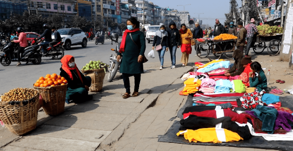 सडकपेटीमा व्यापार नगर्न निर्देशन